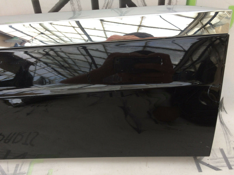 VW TOUAREG CR 7 MK3 2018> REAR DOOR PANEL LEFT SIDE TRIM MOULDING 760854949