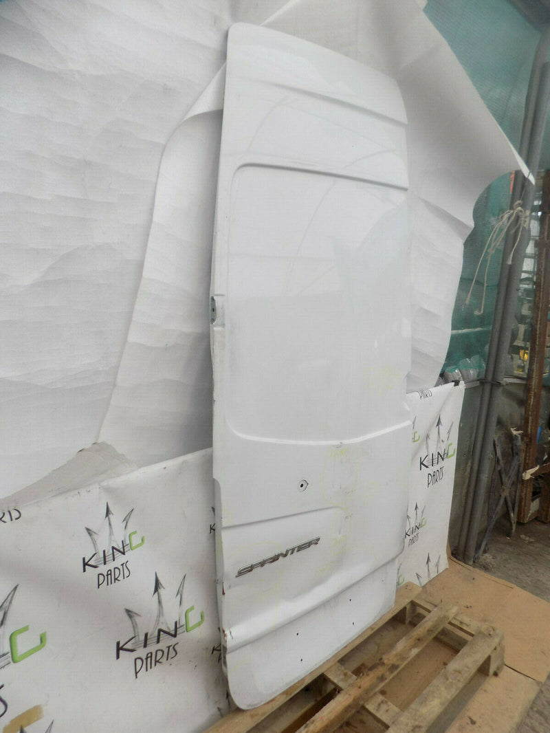 MERCEDES SPRINTER W906 313 LEFT PAS-GER LEFT REAR DOOR