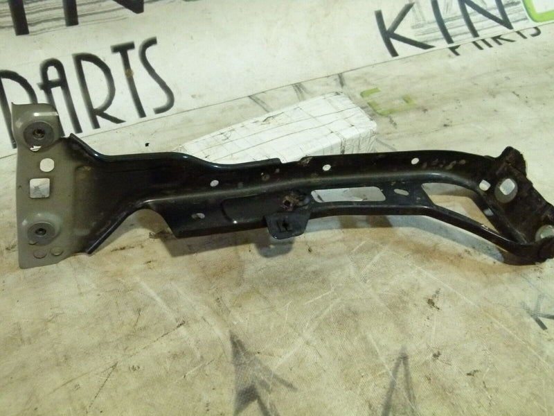 AUDI A4 S4 8W B9 2016-ON FRONT LEFT WING FENDER REINFORCMENT BAR 8W0821135