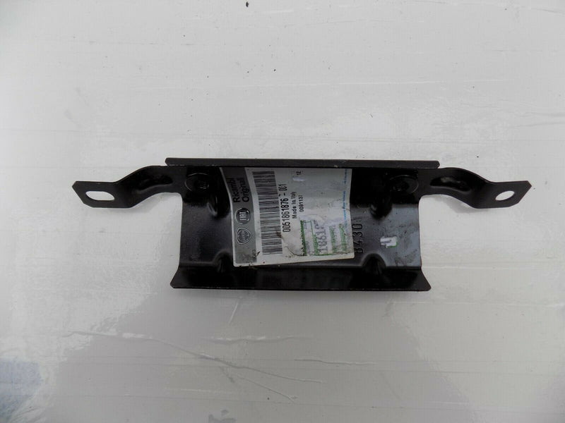 FIAT - LANCIA - ALFA ROMEO - BRACKET SUPPORT 0051861876 /S48-16
