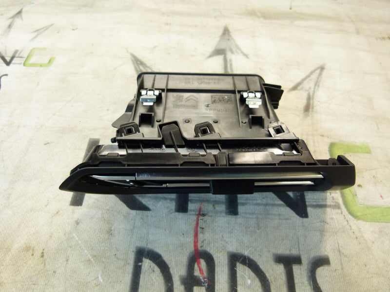 PEUGEOT 308 SW ESTATE 2017-21 DASHBOARD LEFT SIDE AIR VENT 96778765