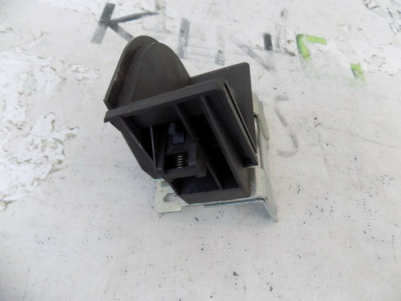 BMW 5 SERIES F11  RIGHT BOOT LOAD COVER SUPPORT BRACKET HOLDER LH 9168474