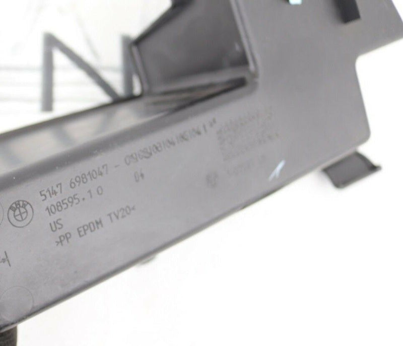 BMW X6 E71 2008-2013 LEFT SIDE TRUNK PLASTIC TRIM STORAGE 6981047