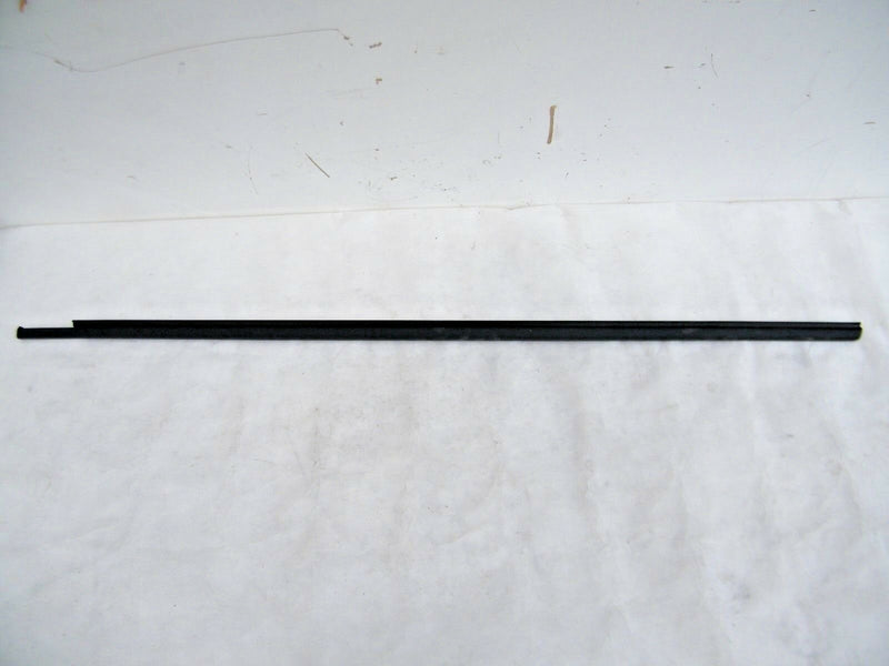 VW Golf MK6 2010-2014 N/SF Door Window Weather Belt Strip 5K4837477D 5AP (VW49)