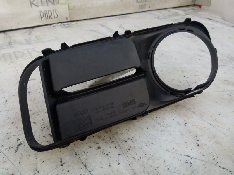 MINI COUNTRYMAN F60 2017-21 RIGHT SIDE FOG LIGHT TRIM GENUINE 7390534