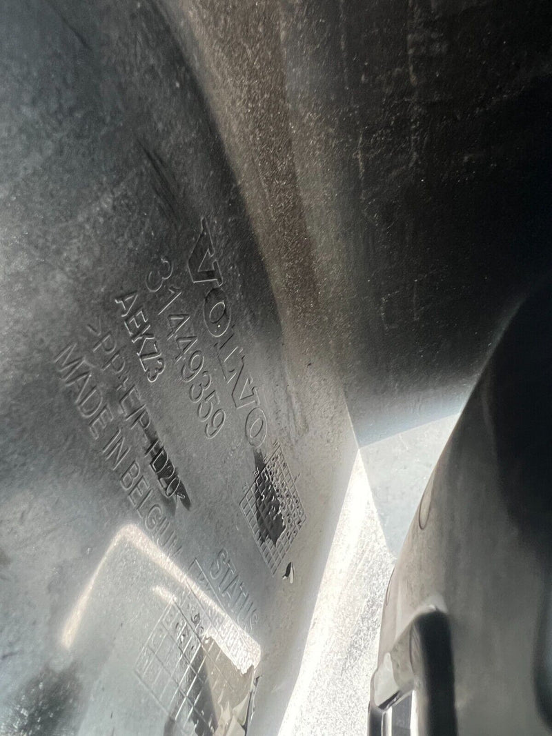 VOLVO XC40 2018-ON FRONT BUMPER GENUINE 31449359