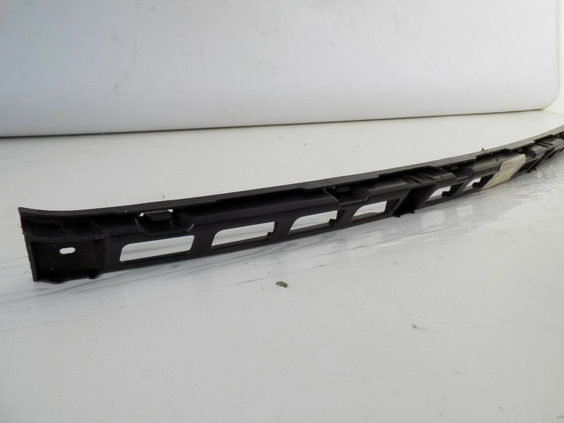 VW POLO 2014-2017 CENTRE REAR BUMPER MOUNT CARRIER BRACKET 6R6807863B /B06-24