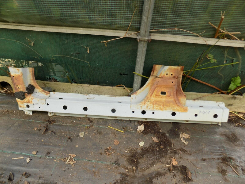 KIA PICANTO MK2 2011-2017 LEFT SIDE OUTER BODY PANEL PILLAR FRAME BOTTOM