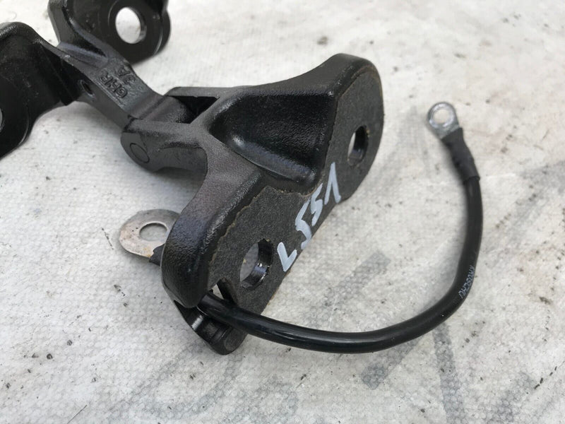 RANGE ROVER EVOQUE L551 2019- BOOT TAILGATE LEFT HINGE GENUINE K8D242901