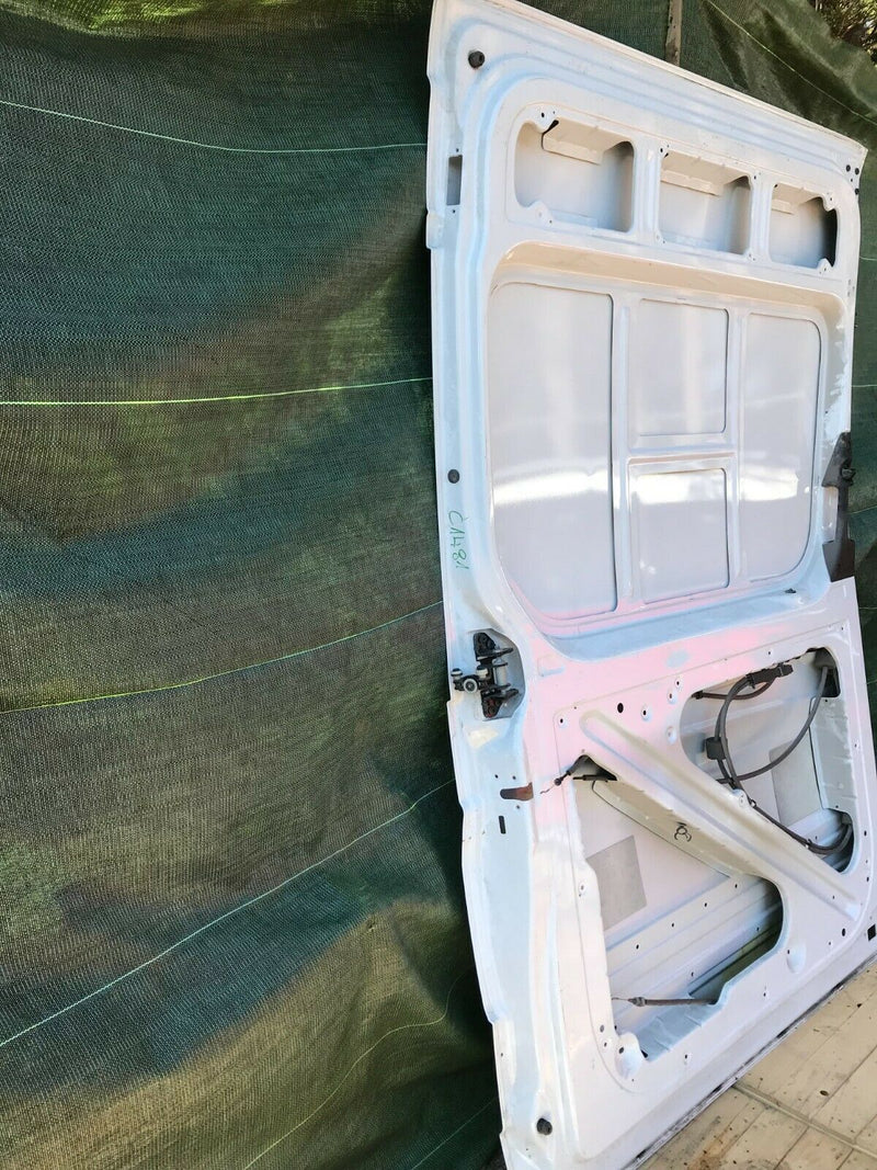MERCEDES SPRINTER 906 2006-17 LEFT PASSENGER SIDE SLIDING DOOR PANEL