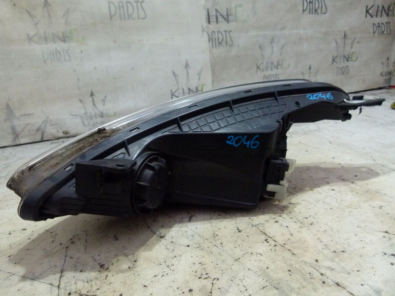 HYUNDAI i10 FACELIFT 2016-ON DRIVER SIDE HEADLIGHT GENUINE 92102 B9010