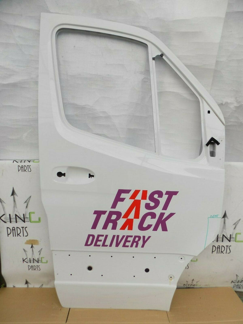 MERCEDES SPRINTER W910 2019-ON FRONT RIGHT DOOR PANEL WHITE