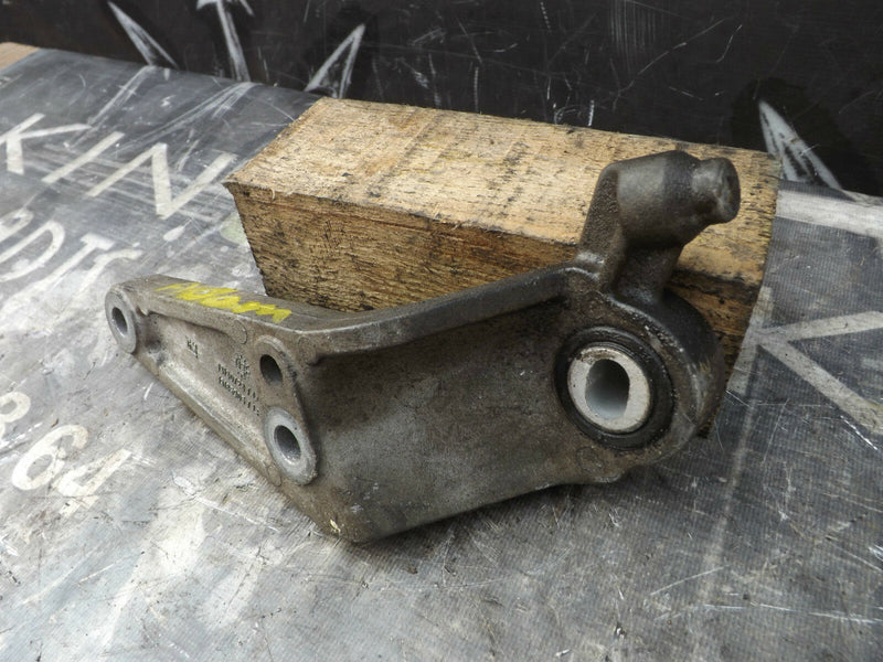 VAUXHALL ADAM HOLDER ENGINE MOUNT ALUMINIUM 13130723