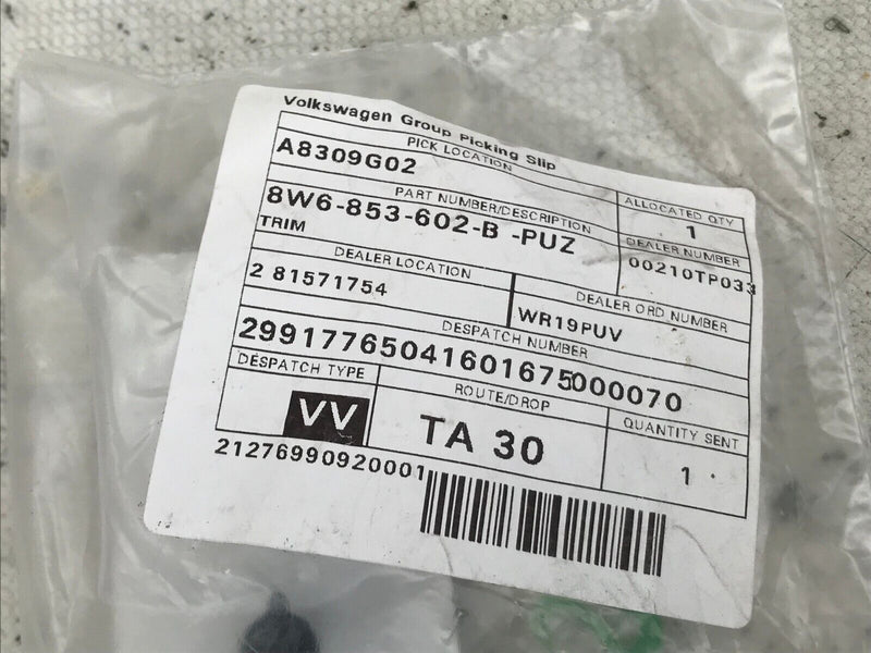 NEW AUDI A5 F5 S-LINE 2017-ON FRONT WING RIGHT EMBLEM GENUINE 8W6853602