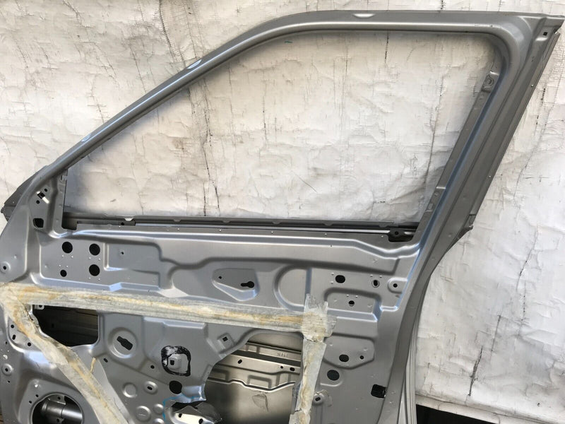 NISSAN JUKE MK2 F16 2019-ON GENUINE FRONT DOOR PANEL RIGHT DRIVER SIDE