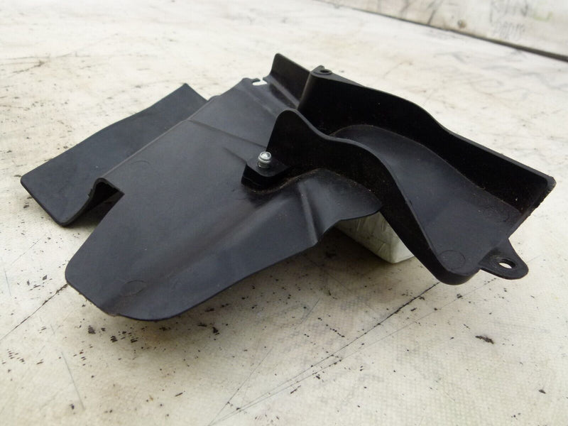 MERCEDES C W204 2007-11 REAR LEFT DOOR LOCK LATCH COVER GENUINE A2047331508 W204