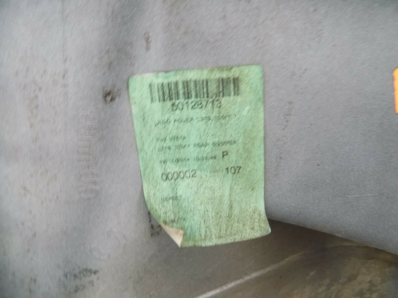 LAND ROVER DISCOVERY 4 (L319) SE 2009-2015 WHITE REAR BUMPER GENUINE PDC