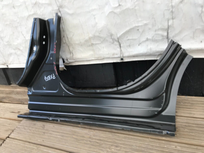 NISSAN JUKE MK2 F16 2019-ON RIGHT SIDE REAR DOOR SILL SKIRT LAYER PANEL