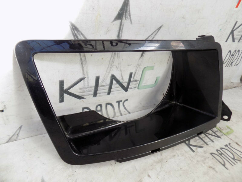 LAND ROVER DEFENDER L663 2020-ON FRONT RIGHT LIGHT FRAME L8B2-13C024-BA