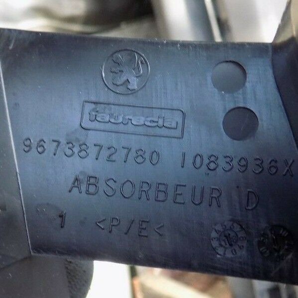 PEUGEOT 208 2012-ON FRONT RIGHT BUMPER BRACKET SUPPORT 9673872780 /S43-23