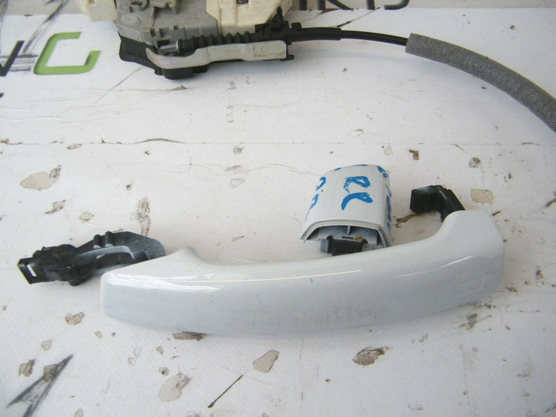 AUDI A3 (8V) 2012-2016 S-LINE REAR RIGHT DOOR LOCK MECHANISM + HANDLE WHITE