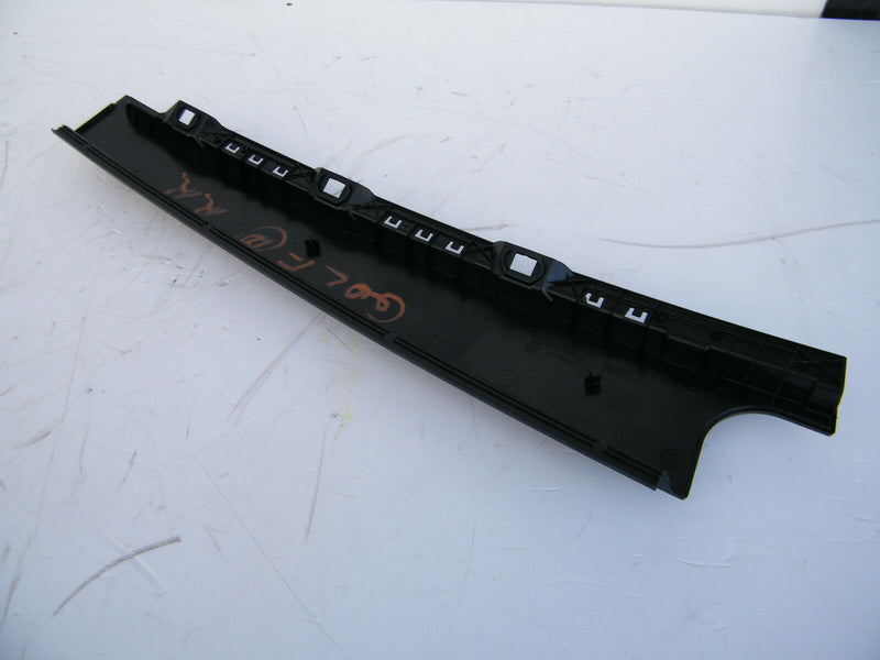 VW GOLF VII MK7 R GTI 13-16 COVER TRIM POST PILLAR WINDOW FRAME REAR RIGHT DOOR
