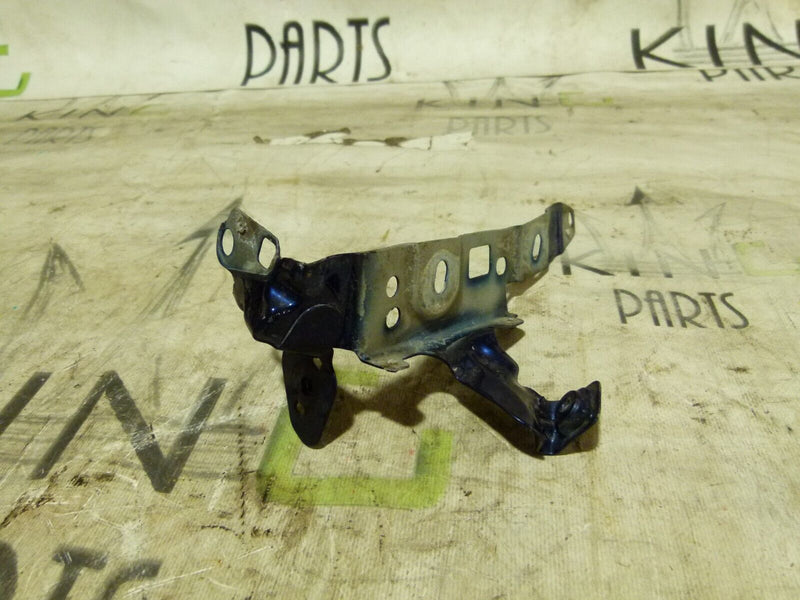 AUDI A4 S4 8W B9 2016-ON FRONT LEFT FENDER BRACE END PLATE 8W0821091