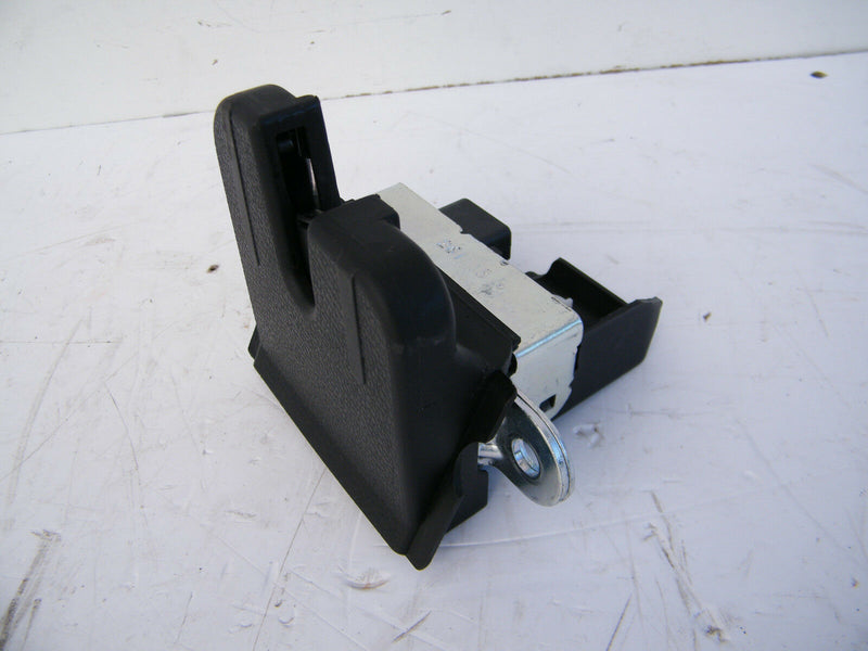 VW GOLF VII MK7 R GTI 13-16 LOCK BOOTLID TAILGATE CATCH ACTUATOR LATCH 5G6827505