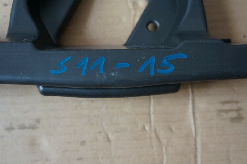 RENAULT CLIO IV 2013 ONWARDS GENUINE GRILL BACKING 628101467R (S11-15)