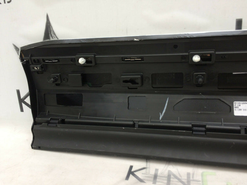 VW TOUAREG CR 7 MK3 2018> REAR DOOR PANEL LEFT SIDE TRIM MOULDING 760854949