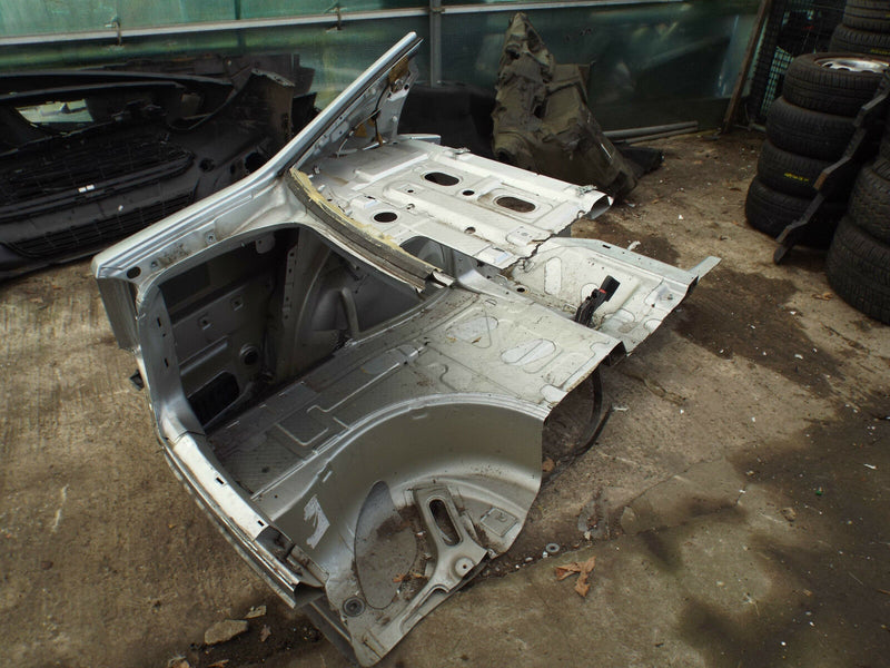 SKODA SUPERB 2001-2008 SALOON REAR QUARTER PANEL N/S LEFT PASSANGER SIDE SILVER