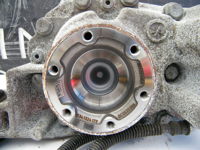 VW GOLF VII MK7 R GTI 13-16 FRONT DIFFERENTIAL DIFF ZSB0CQ525010 Milleage 12.000