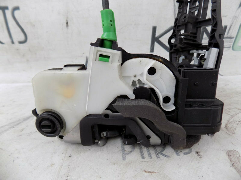 VAUXHALL INSIGNIA A 2008-16 - REAR RIGHT SUPPORT HANDLE + DOOR LOCK MECHANISM