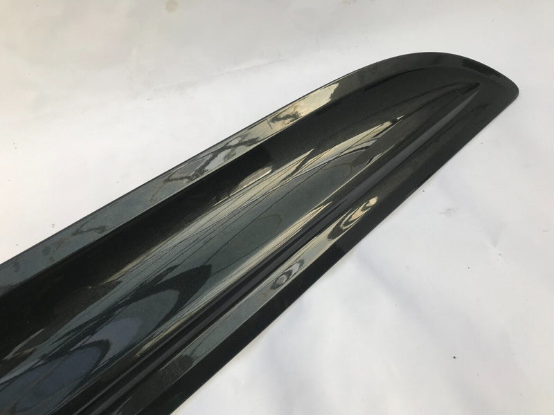 PORSCHE MACAN S T GTS 2022  FRONT DOOR PANEL TRIM MOULDING RIGHT SIDE 95B837890