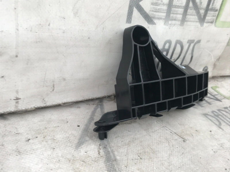 BUMPER DISTANCE HOLDER LEFT FRONT Honda Jazz 2009-2015   71198-TF0