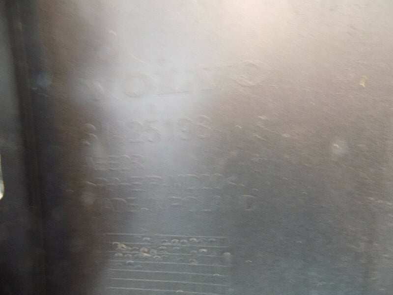 VOLVO XC 60 XC60 2017 R-DESIGN BLACK REAR BUMPER GENUINE 6x PDC 31425198