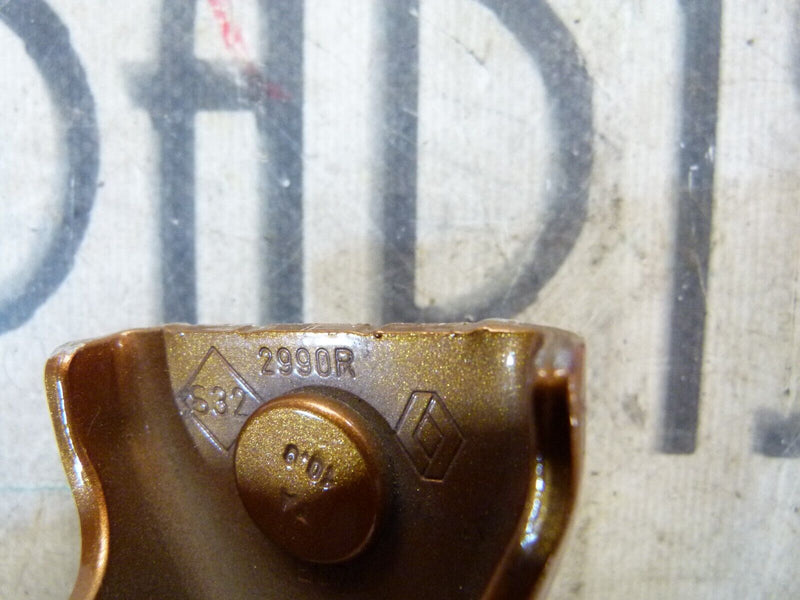 RENAULT CAPTUR 2020-ON MOUNTING BRACKET HOLDER LEFT OR RIGHT