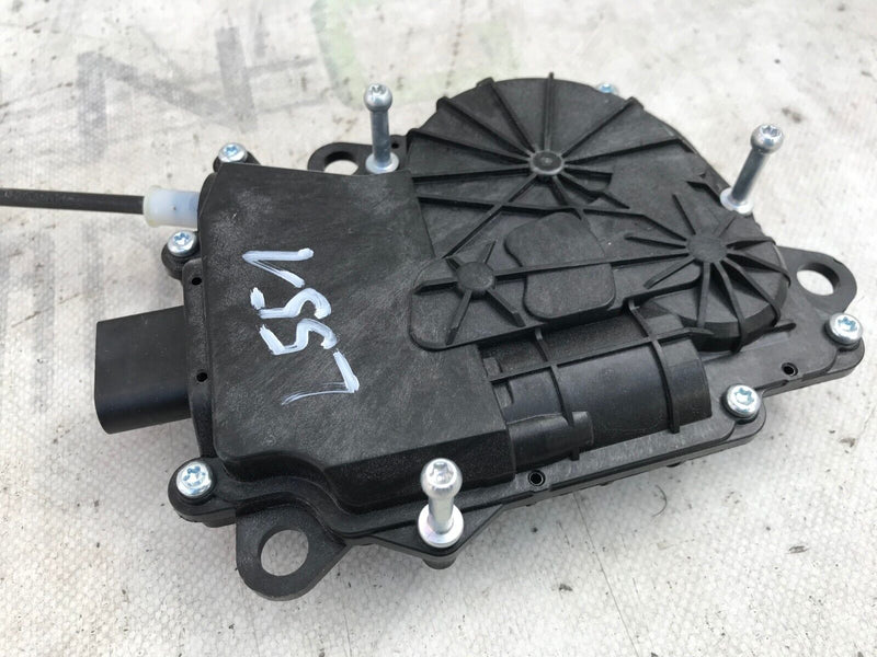 RANGE ROVER EVOQUE L551 2019- BOOT TAILGATE LATCH CATCH GENUINE K8D2404C10