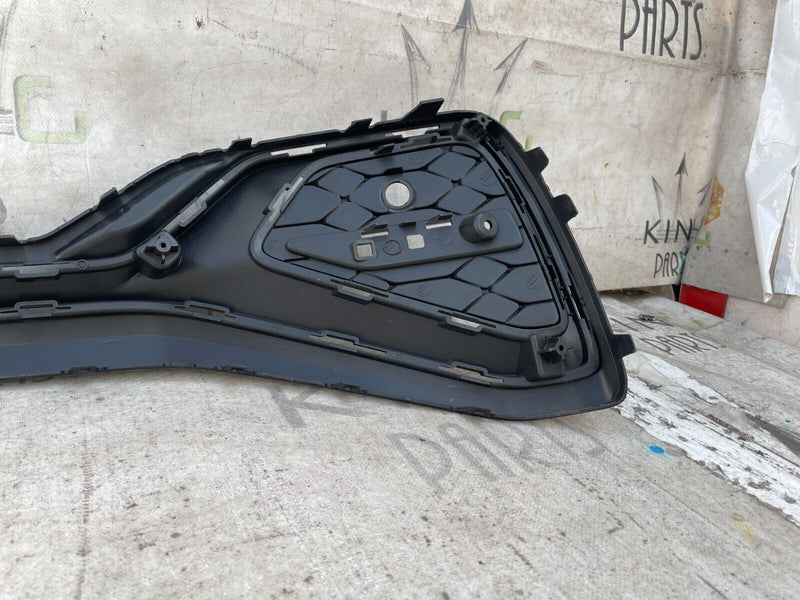 AUDI Q2 2017-ON REAR BUMPER MIDDLE PART CENTRE TRIM 81A807833