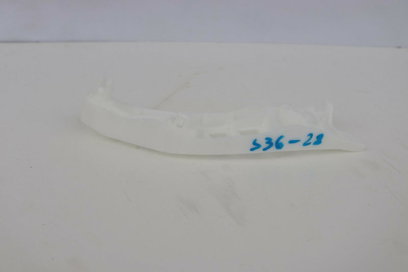 MITSUBISHI OUTLANDER 2016-2018 LH FRONT BUMPER SUPPORT GUIDE 6400H313 (S38-28)