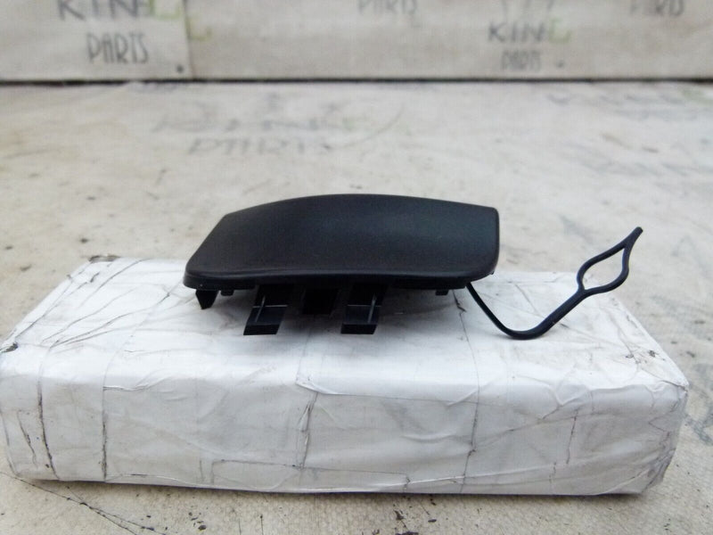 NISSAN JUKE 2014-18 FRONT BUMPER TOW EYE CAP COVER GENUINE 622A0BV80A