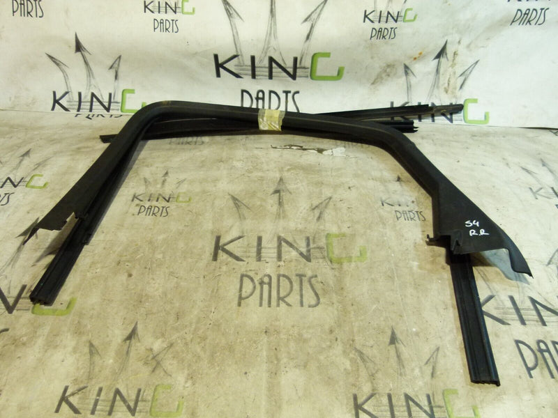 AUDI A4 S4 8W B9 2016-ON REAR RIGHT DOOR FRAME SEAL TRIM SET 8W0867672