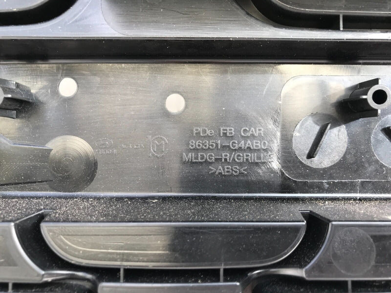 HYUNDAI i30 FASTBACK 2019-ON FRONT BUMPER GRILL GRILLE PDC HOLES 86351-G4AB0