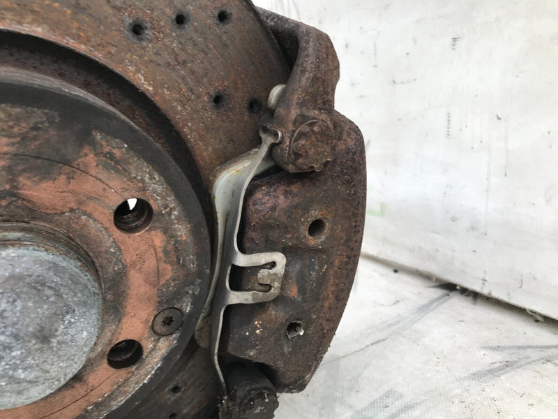 MERCEDES W212 LEFT SIDE COMPLETE FRONT LEG, 2x WISHBONE,HUB, CALIPER, GAS STRUT