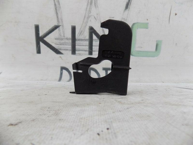 AUDI A4 B8 8K TAILGATE BOOT LOCK LATCH CATCH MECHANISM COVER 4E0827645