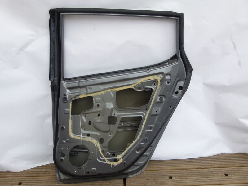 NISSAN LEAF MK2 2017-ON GENUINE REAR DOOR SHELL PANEL RIGHT DRIVER SIDE