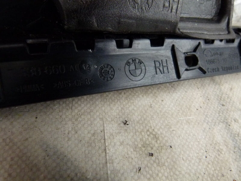 MINI COUNTRYMAN F60 2017-ON REAR RIGHT TRIANGLE TRIM GENUINE 7390660 S72-07