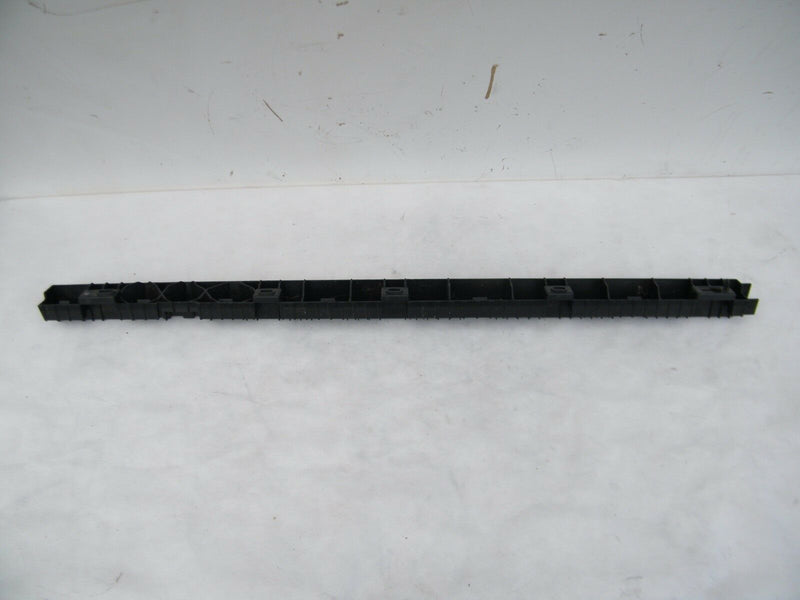 Volvo XC90 2016-17 Exterior-Rear Bracket Right  (V048)