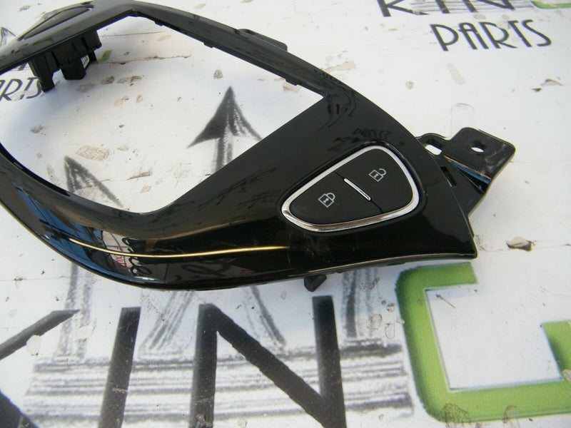 VAUXHALL CORSA E 2014-ON FRONT PIANO BLACK RADIO SURROUND TRIM SWITCH 13471358