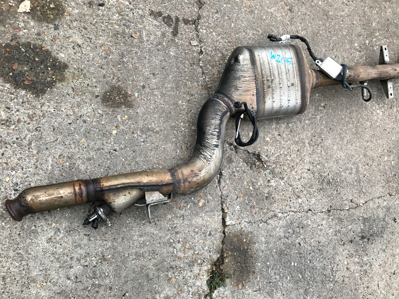 MERCEDES C W205 DIESEL SALOON *EXHAUST CATALYTIC CONVERTER GENUINE & NOX SENSOR